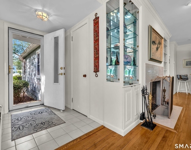 71 Beach Avenue - Photo Thumbnail 1
