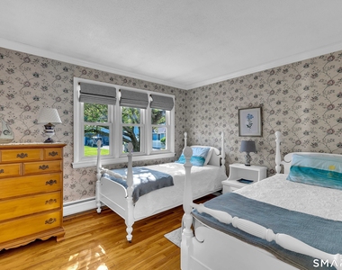 71 Beach Avenue - Photo Thumbnail 13