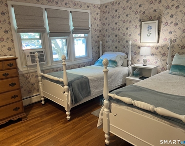 71 Beach Avenue - Photo Thumbnail 14
