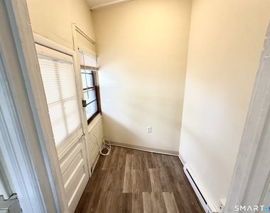 1431 Bank Street - Photo Thumbnail 6