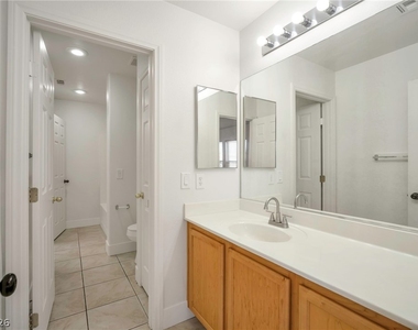 9711 Spinnaker Creek Avenue - Photo Thumbnail 9