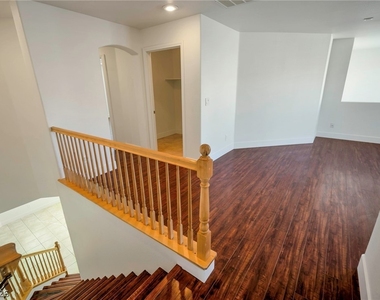 9711 Spinnaker Creek Avenue - Photo Thumbnail 20