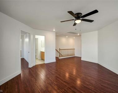 9711 Spinnaker Creek Avenue - Photo Thumbnail 14