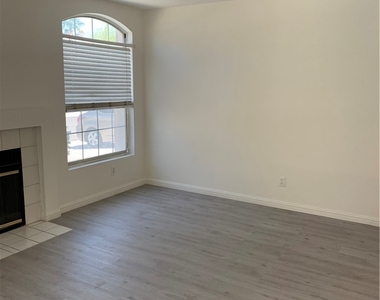 7617 Allerton Avenue - Photo Thumbnail 7