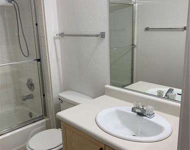 7617 Allerton Avenue - Photo Thumbnail 27
