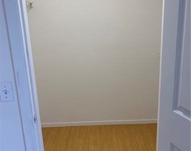 7617 Allerton Avenue - Photo Thumbnail 30