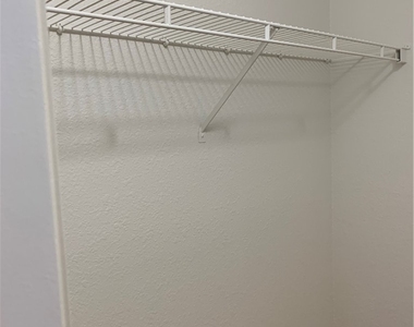 7617 Allerton Avenue - Photo Thumbnail 32