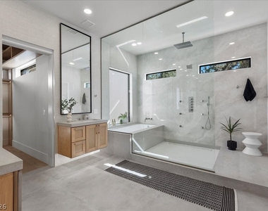 2401 Driftwood Drive - Photo Thumbnail 43