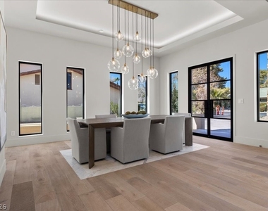 2401 Driftwood Drive - Photo Thumbnail 13