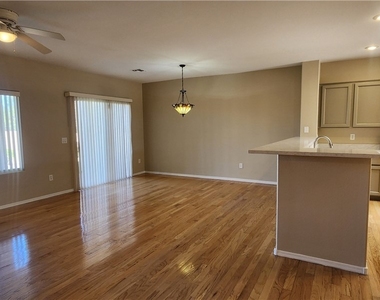 1561 Bonner Springs Drive - Photo Thumbnail 1