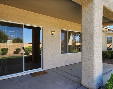 1561 Bonner Springs Drive - Photo Thumbnail 19