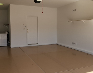 1561 Bonner Springs Drive - Photo Thumbnail 21