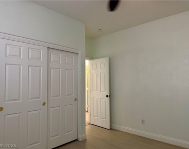 7873 Sleeping Lily Drive - Photo Thumbnail 18
