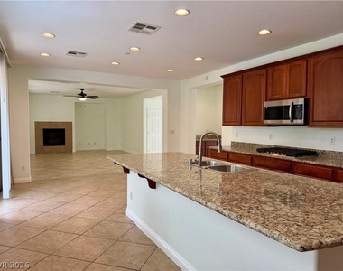 7873 Sleeping Lily Drive - Photo Thumbnail 3