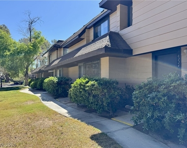 6224 Meadowhaven Lane - Photo Thumbnail 25
