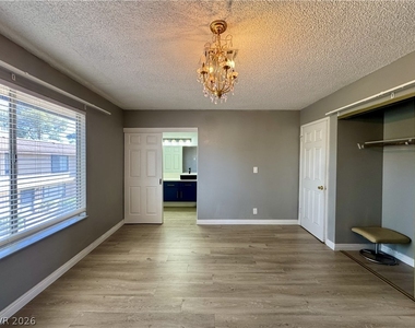 6224 Meadowhaven Lane - Photo Thumbnail 17