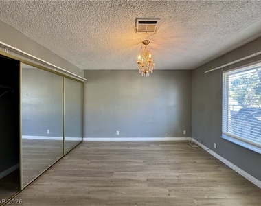6224 Meadowhaven Lane - Photo Thumbnail 18