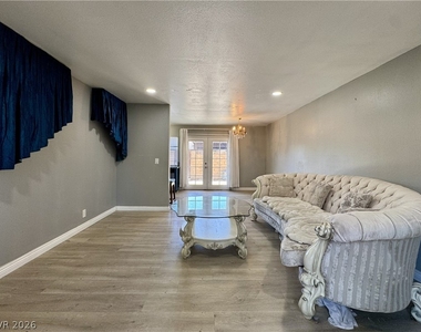 6224 Meadowhaven Lane - Photo Thumbnail 6