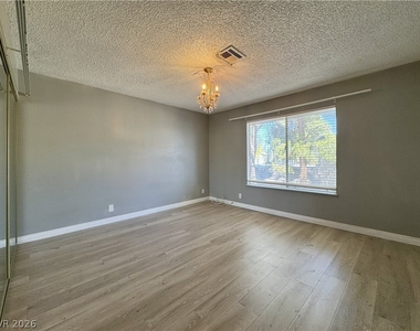 6224 Meadowhaven Lane - Photo Thumbnail 19