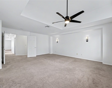 2367 Thayer Avenue - Photo Thumbnail 30