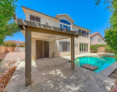 2367 Thayer Avenue - Photo Thumbnail 4