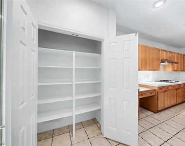 2367 Thayer Avenue - Photo Thumbnail 21