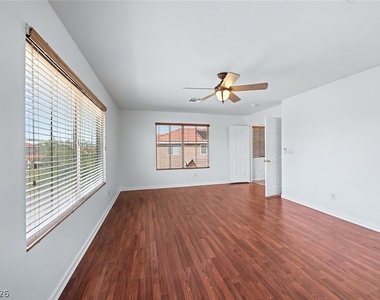 2367 Thayer Avenue - Photo Thumbnail 29