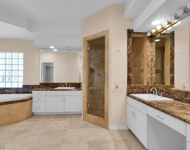 7956 Marbella Circle - Photo Thumbnail 8