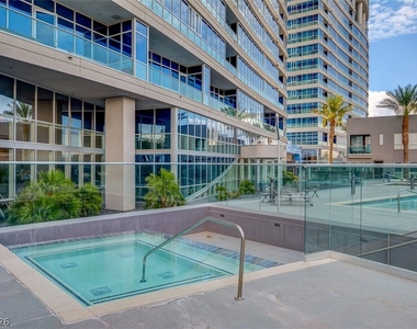 4535 Dean Martin Drive - Photo Thumbnail 54