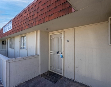 5396 Swenson Street - Photo Thumbnail 4