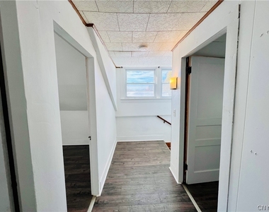 140 E Oneida Street - Photo Thumbnail 20