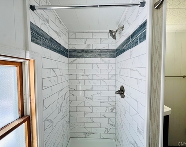140 E Oneida Street - Photo Thumbnail 23