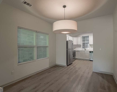 70 Gardenia Drive Nw - Photo Thumbnail 8