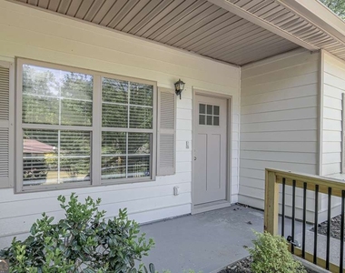 70 Gardenia Drive Nw - Photo Thumbnail 4