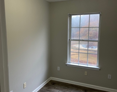 2279 Oak Glenn Circle - Photo Thumbnail 8