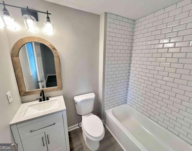 3573 Kennesaw Station Drive Nw - Photo Thumbnail 15