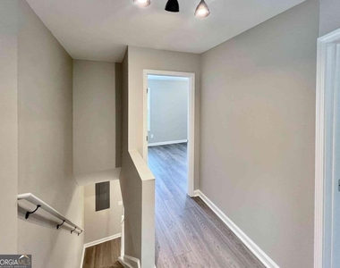 3573 Kennesaw Station Drive Nw - Photo Thumbnail 11