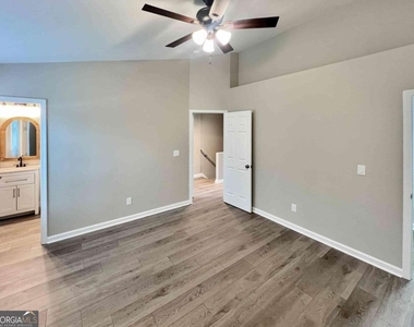 3573 Kennesaw Station Drive Nw - Photo Thumbnail 14