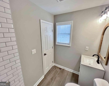 3573 Kennesaw Station Drive Nw - Photo Thumbnail 16