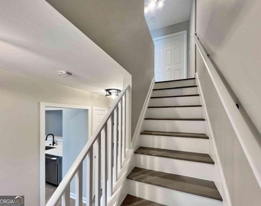 3573 Kennesaw Station Drive Nw - Photo Thumbnail 9