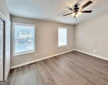 3573 Kennesaw Station Drive Nw - Photo Thumbnail 17