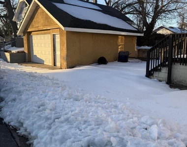 401 Ridge Avenue - Photo Thumbnail 9