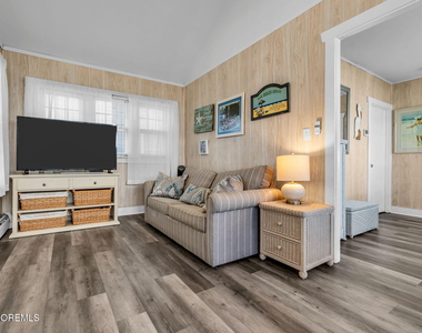 307 18th Avenue - Photo Thumbnail 6