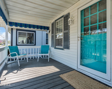 307 18th Avenue - Photo Thumbnail 3