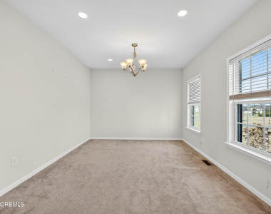 40 Gina Drive - Photo Thumbnail 6
