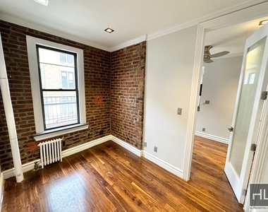 East 13th Street - Photo Thumbnail 3