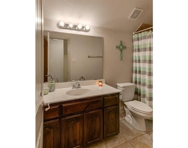 4624 Lazy Oaks Street - Photo Thumbnail 29