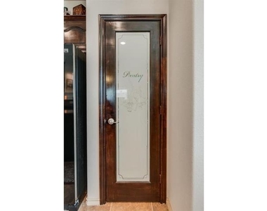 4624 Lazy Oaks Street - Photo Thumbnail 9