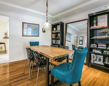 5113 Ledgestone Drive - Photo Thumbnail 7