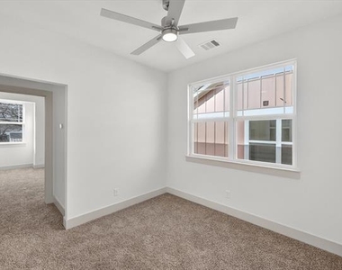 502 E Kimball Street - Photo Thumbnail 21